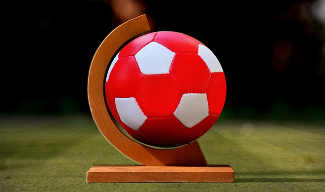 DO：蓝军曾经拒绝一家欧洲豪门对内托的询价，他不缺乏追求者