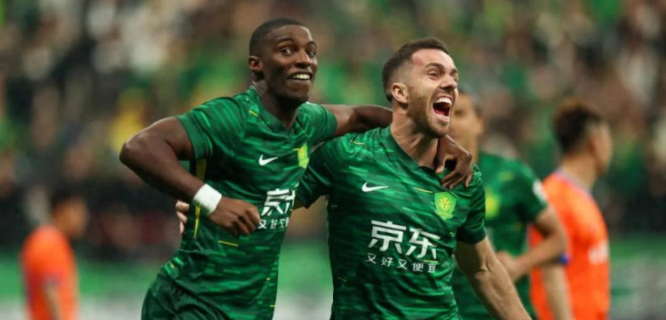 快船对阵独行侠三连败，独行侠逆转取胜，弗拉格创历史纪录。